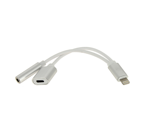 Переходник с Apple 8pin на Apple 8pin + jack 3.5мм, цвет белый серебристый кант П4-6. Переходник с Apple 8pin на Apple 8pin + jack 3.5мм, цвет белый серебристый кант П4-6.
