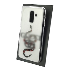 Чехол накладка для SAMSUNG Galaxy J8 2018 (SM-J810), силикон, блестки, глянцевый, рисунок Змея Гуччи Чехол накладка для SAMSUNG Galaxy J8 2018 (SM-J810), силикон, блестки, глянцевый, рисунок Змея Гуччи