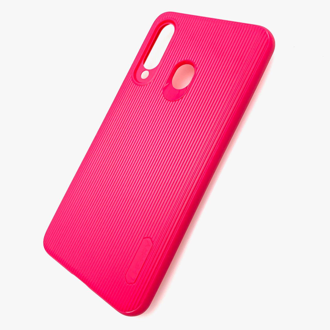 Чехол накладка Cherry для SAMSUNG Galaxy A60 2019 (SM-A605), Galaxy M40 (SM-M405), силикон, полоски, цвет малиновый. Чехол накладка Cherry для SAMSUNG Galaxy A60 2019 (SM-A605), Galaxy M40 (SM-M405), силикон, полоски, цвет малиновый.