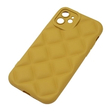 Чехол накладка для APPLE iPhone 12 (6.1"), силикон, 3D ромб, цвет горчичный Чехол накладка для APPLE iPhone 12 (6.1"), силикон, 3D ромб, цвет горчичный
