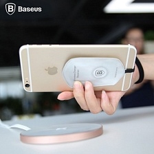 Фирменный Qi-ресивер "Baseus" для беспроводной зарядки устройств с разъемом Lightning цвет серый/бел. Фирменный Qi-ресивер "Baseus" для беспроводной зарядки устройств с разъемом Lightning цвет серый/бел.