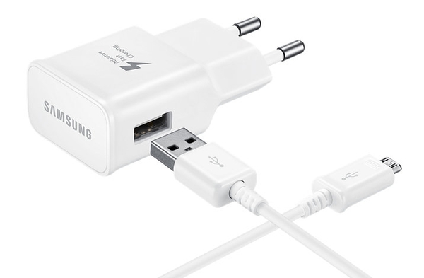 АЗУ (Автомобильное зарядное устройство) SAMSUNG 2 в 1 Fast charge 2mAh (1USB) + кабель Micro USB, бе. АЗУ (Автомобильное зарядное устройство) SAMSUNG 2 в 1 Fast charge 2mAh (1USB) + кабель Micro USB, бе.