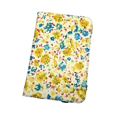 Чехол книжка универсальная для планшета диагональю 7.0, экокожа, цвет белый с цветочками
