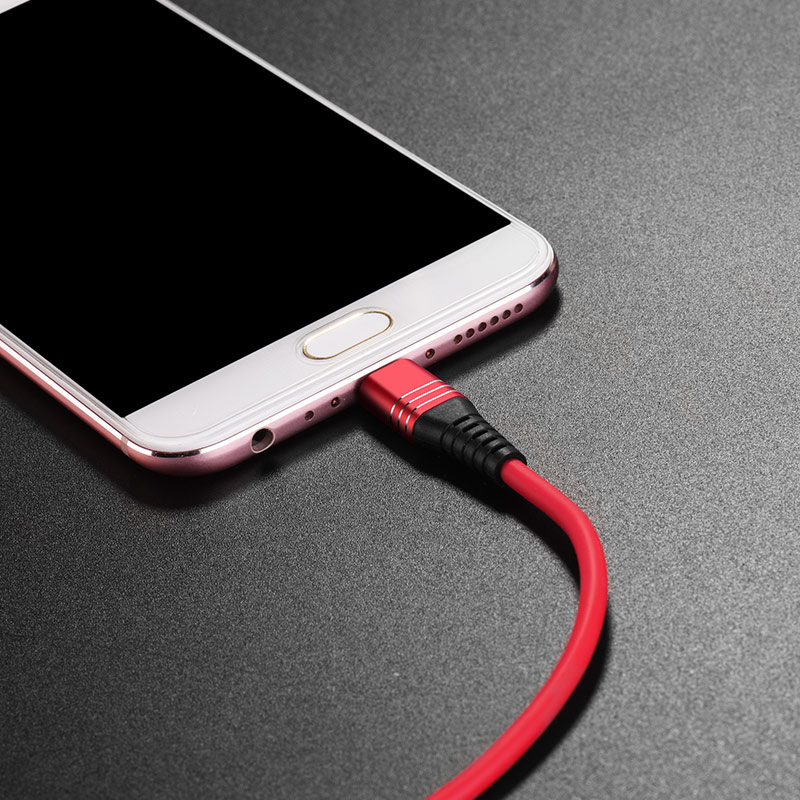 HOCO U46 Tricyclic кабель для зарядки и передачи данных USB для Micro USB, длина 1 метр, ток до 2А, оплетка TPE, цвет красный.