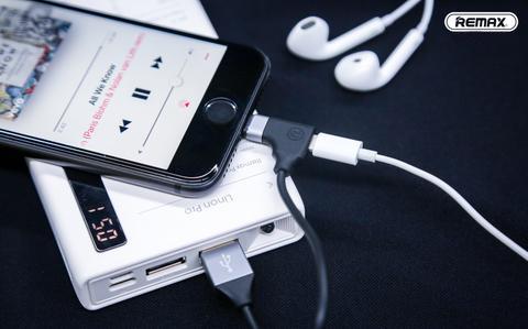 Кабель-USB 2в1 Remax RL-LA01 (Lightning+Audio lightning) угловой, черный.