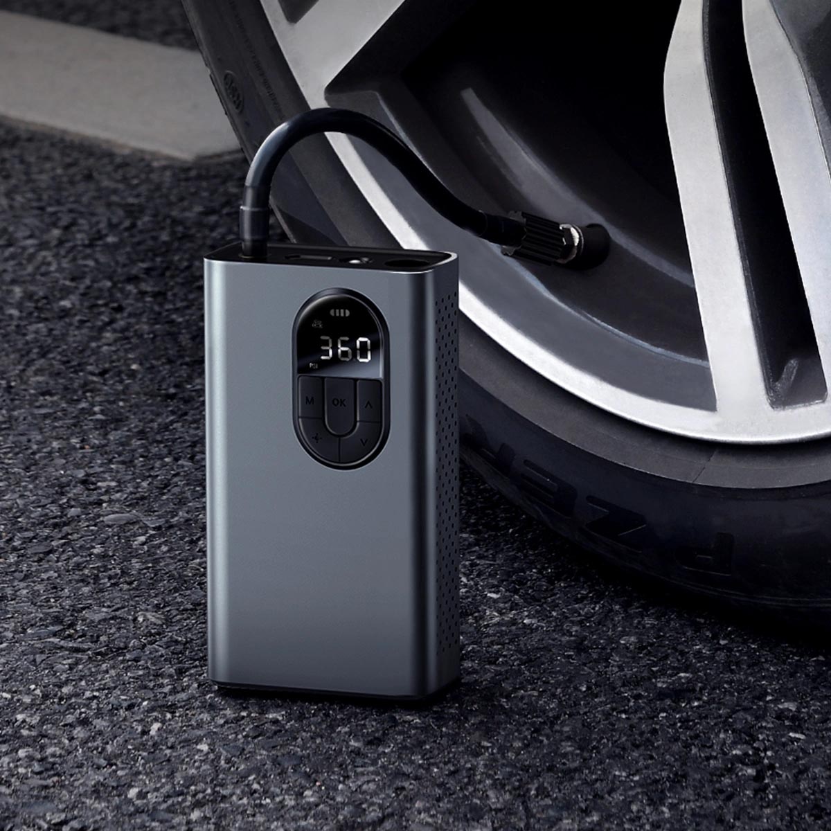 Автомобильный компрессор Baseus Energy Source Inflator Pump CRCQB02-0A, цвет серебристый