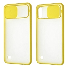 Чехол накладка для SAMSUNG Galaxy A10 (SM-A105), M10 (SM-M105), силикон, пластик, матовый, со шторкой для защиты задней камеры, цвет окантовки желтый